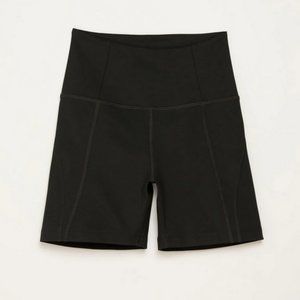 Girlfriend High-Rise Run Short - Black